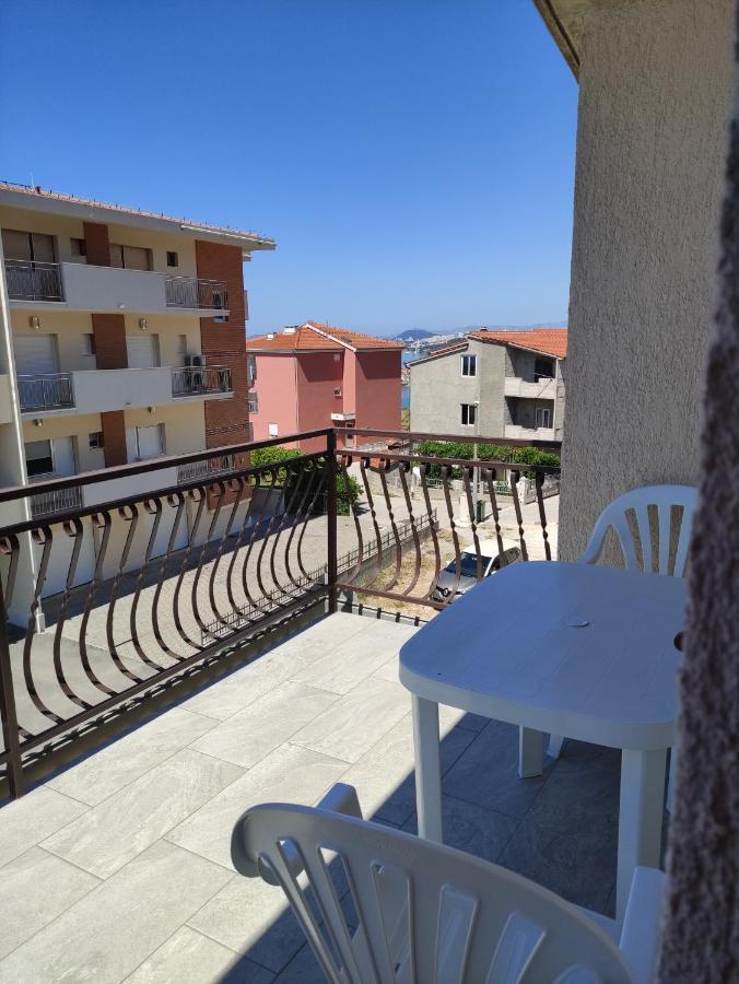Apartments Villa Anna Podstrana Exterior foto